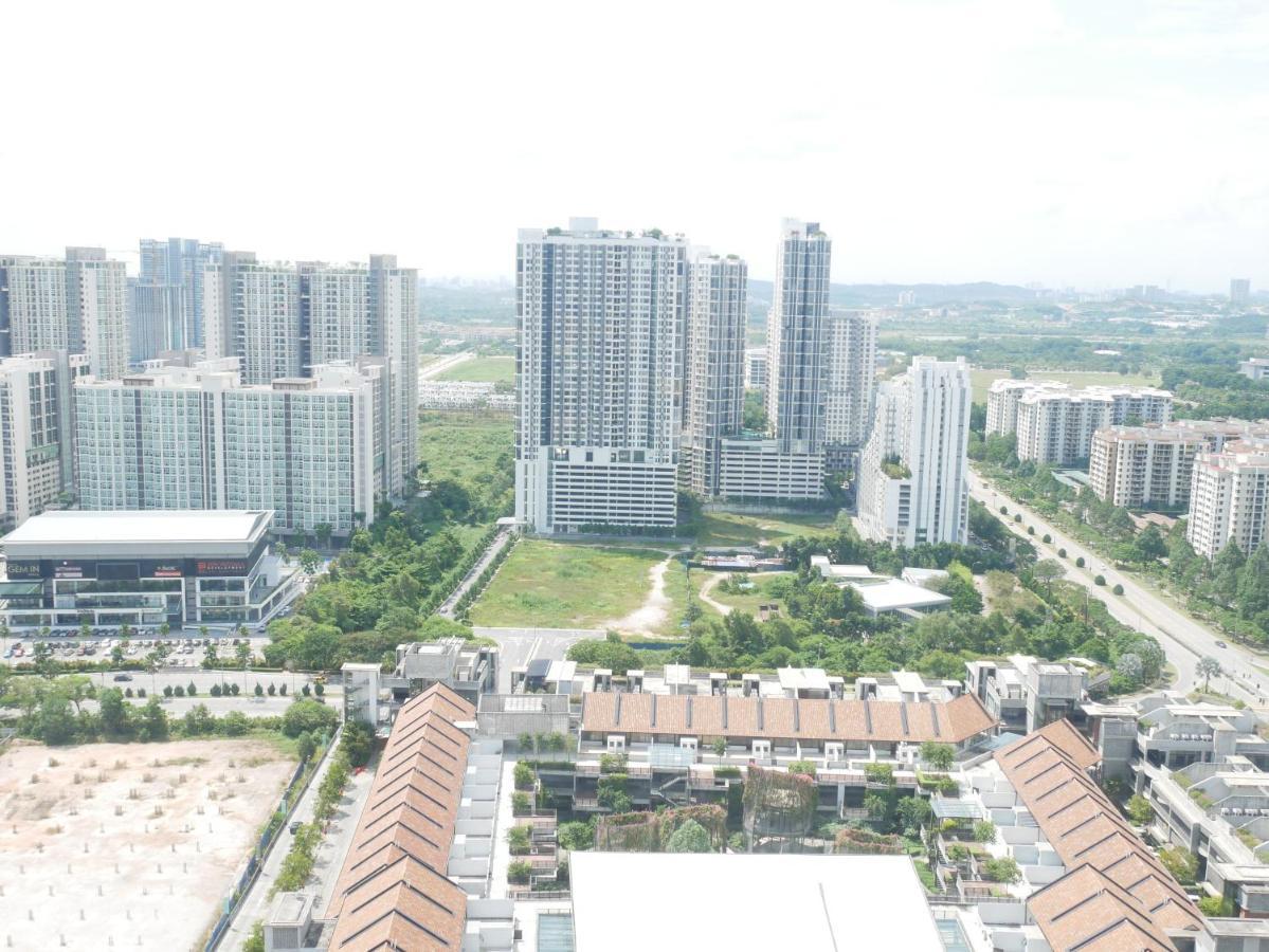 Tamarind Suites By Elite Stay Cyberjaya Exteriör bild